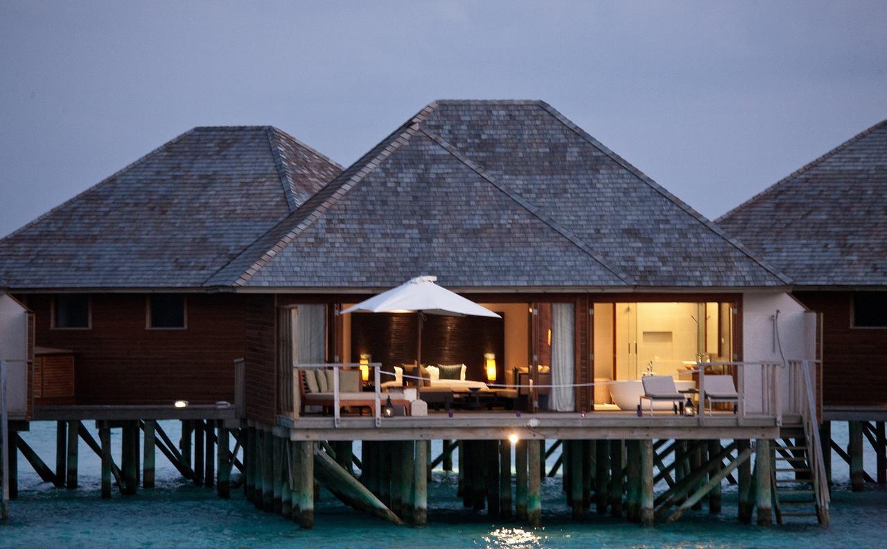 Мальдивы или бали. Отель Vakkaru Мальдивы. Nova Maldives 5 Ари Атолл. Vakarufalhi Island Resort 4*. Jumeirah Bali.